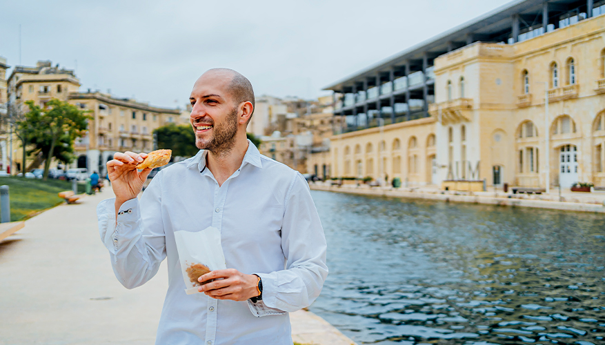 Pastizzi, Valletta, Malta